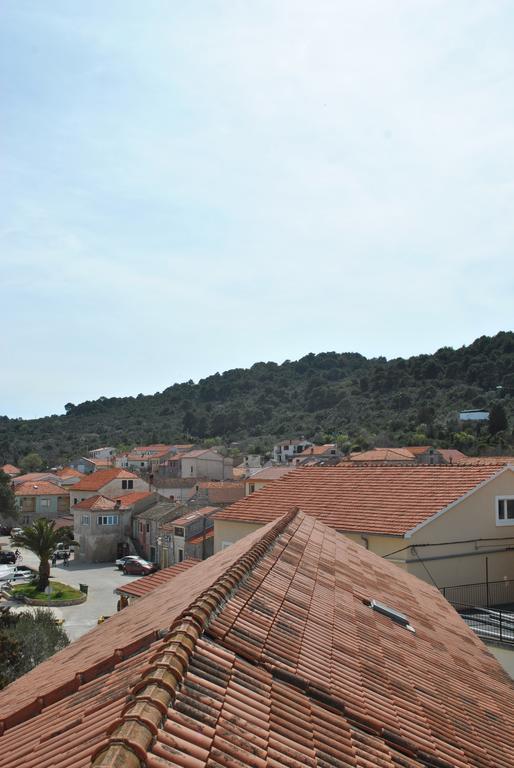Guest House Provista Veli Iz Ngoại thất bức ảnh